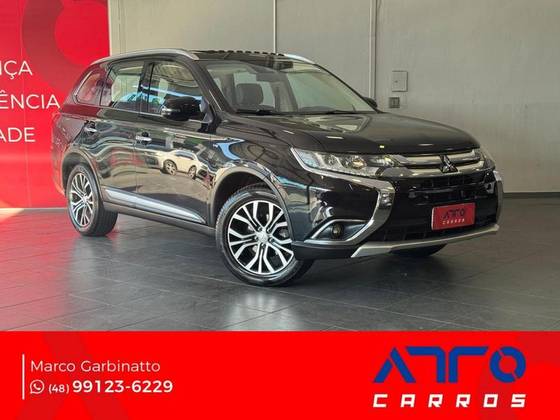 MITSUBISHI OUTLANDER 3.0 GT 4X4 V6 24V GASOLINA 4P AUTOMÁTICO MITSUBISHI OUTLANDER 3.0 GT 4X4 V6 24V GASOLINA 4P AUTOMÁTICO